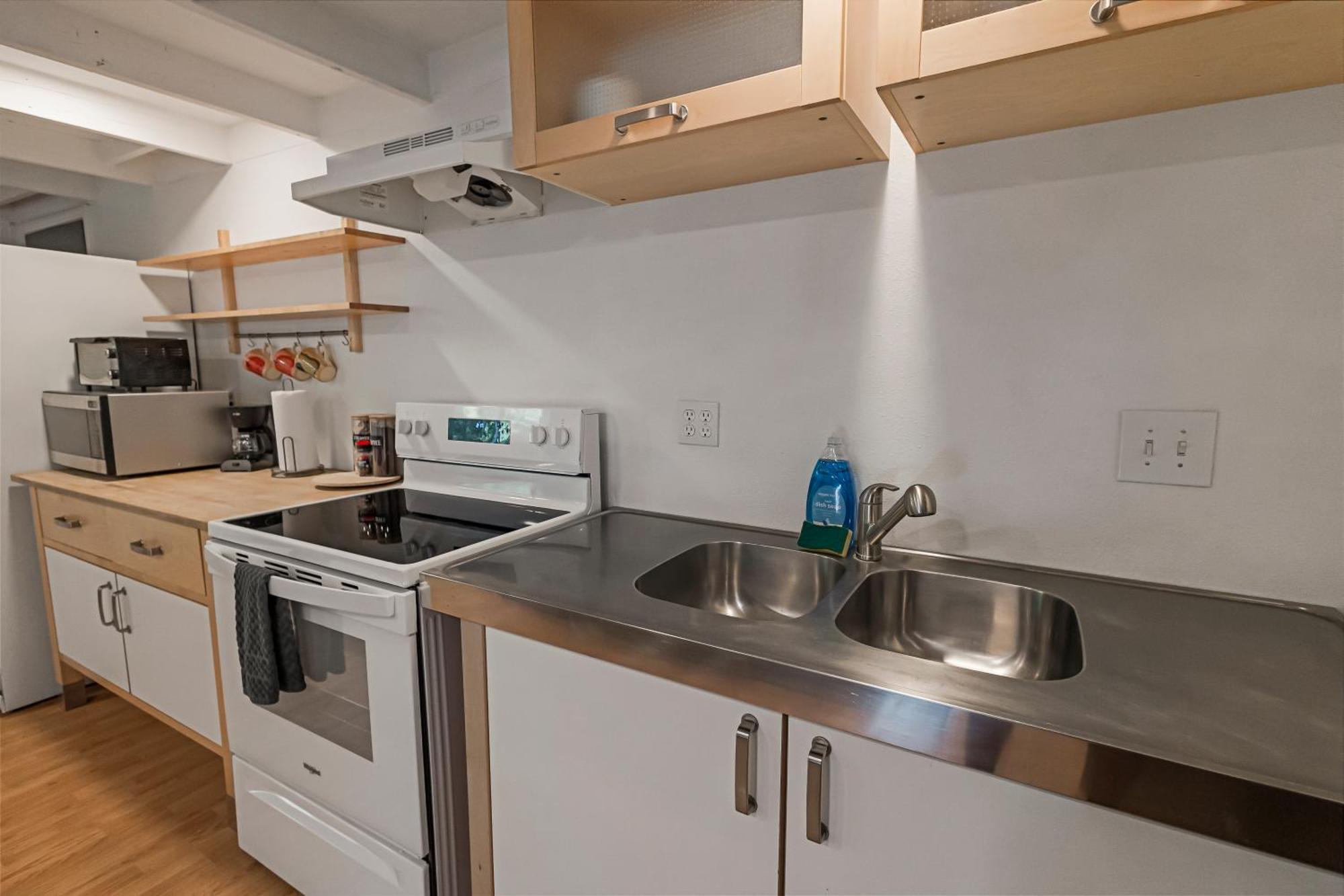 Guest House, Accessible To Downtown, & Fast Wifi! Chico Buitenkant foto